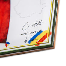 Încarcă imaginea în vizualizatorul Galerie, 061 Model Tricolor - Steagul nostru de acasa, CeramicPrint
